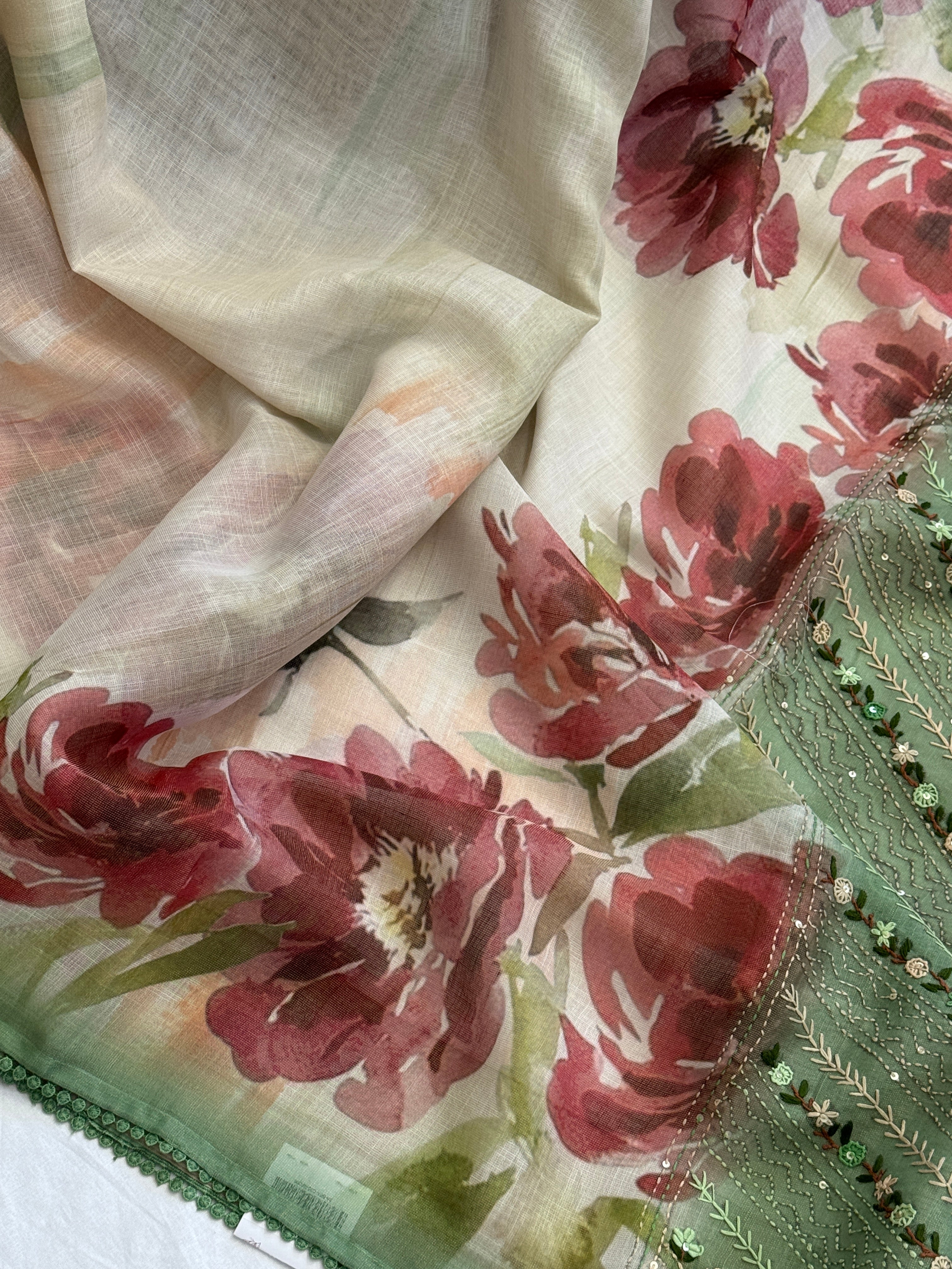 Bengal Linen Saree handpainted with French Knot Embroidery