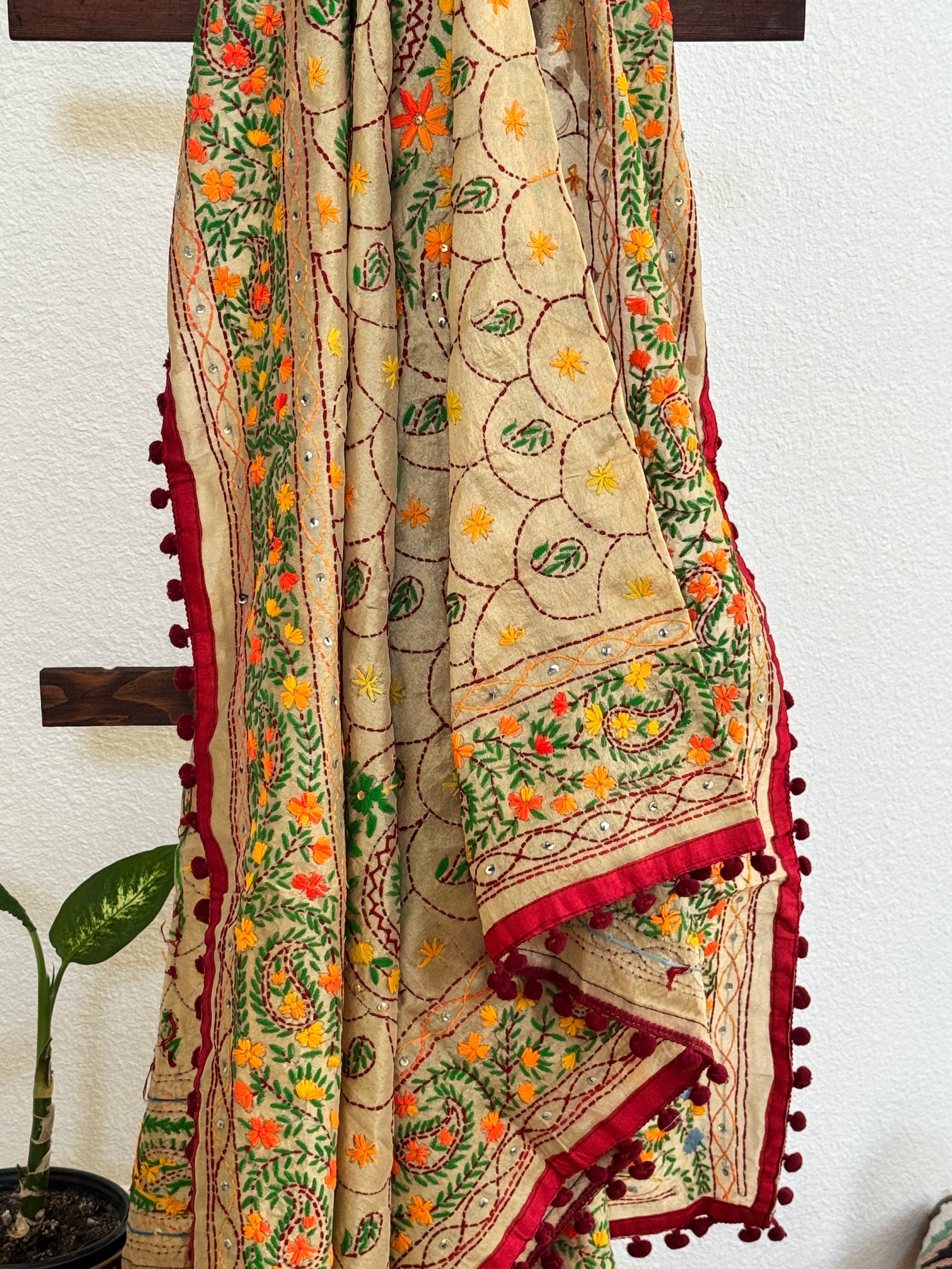 Chanderi Kantha dupatta - red