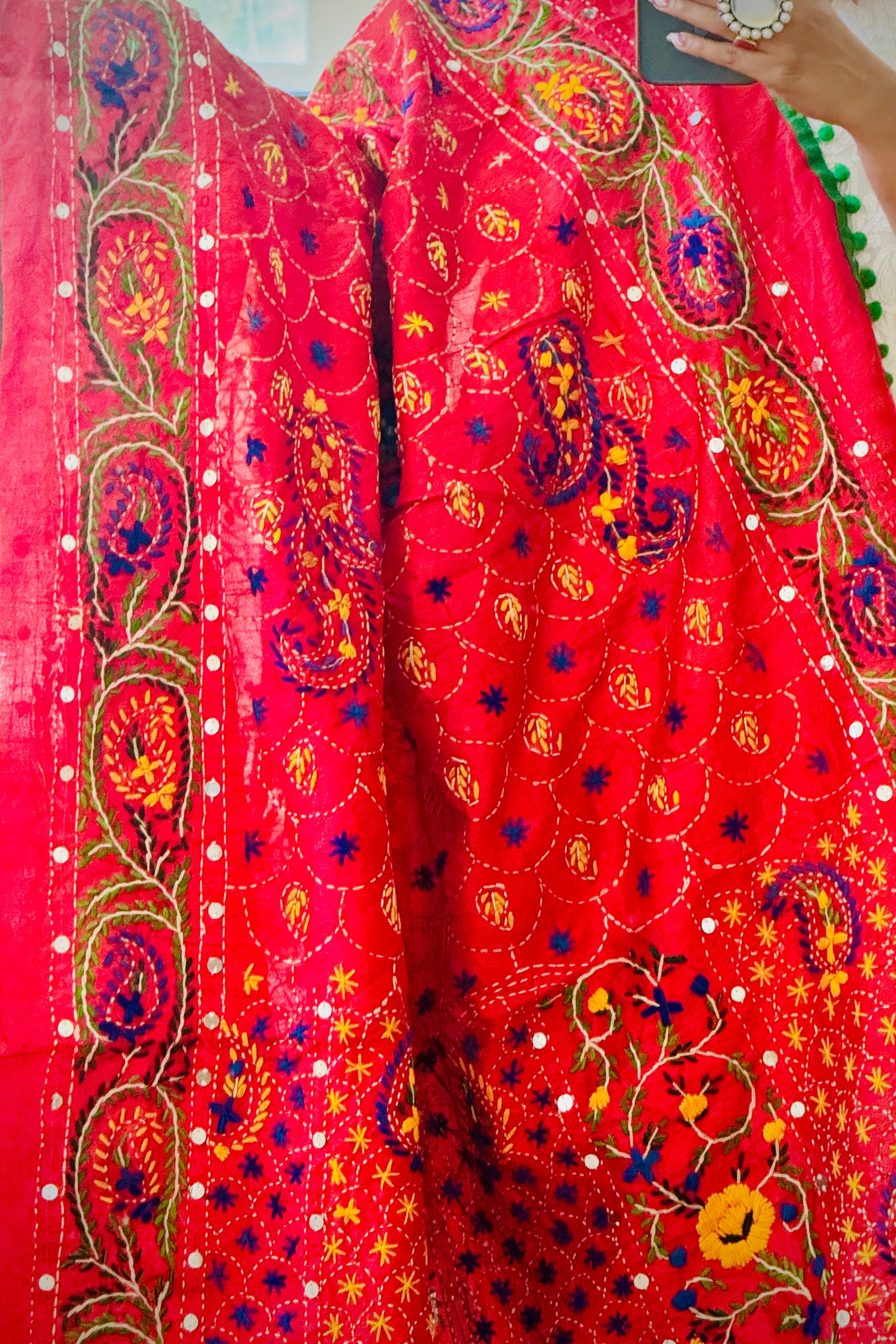 Chanderi Kantha dupatta - red green