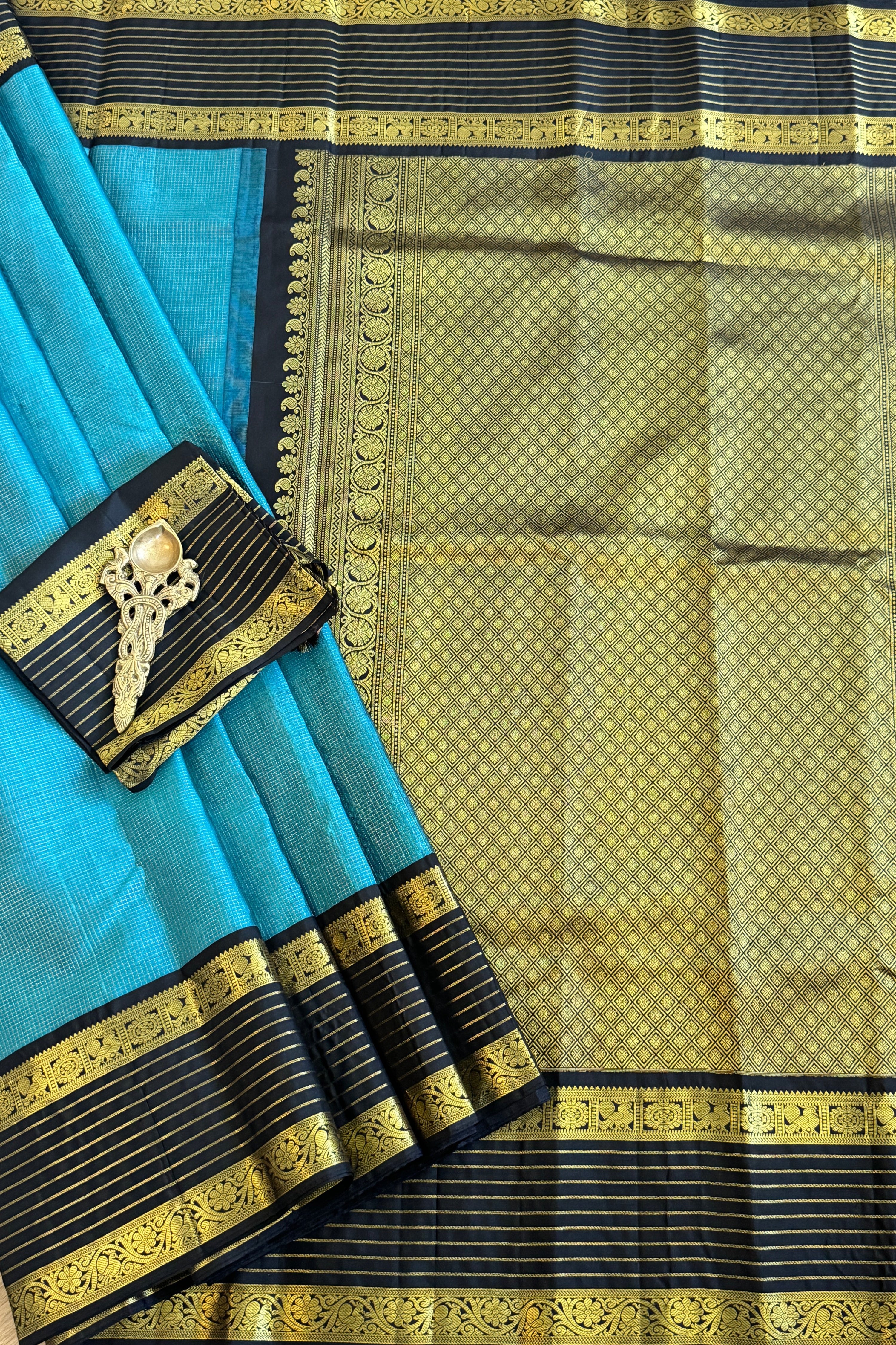 Kanjeevaram Handloom Pure Silk Vairaossi Saree