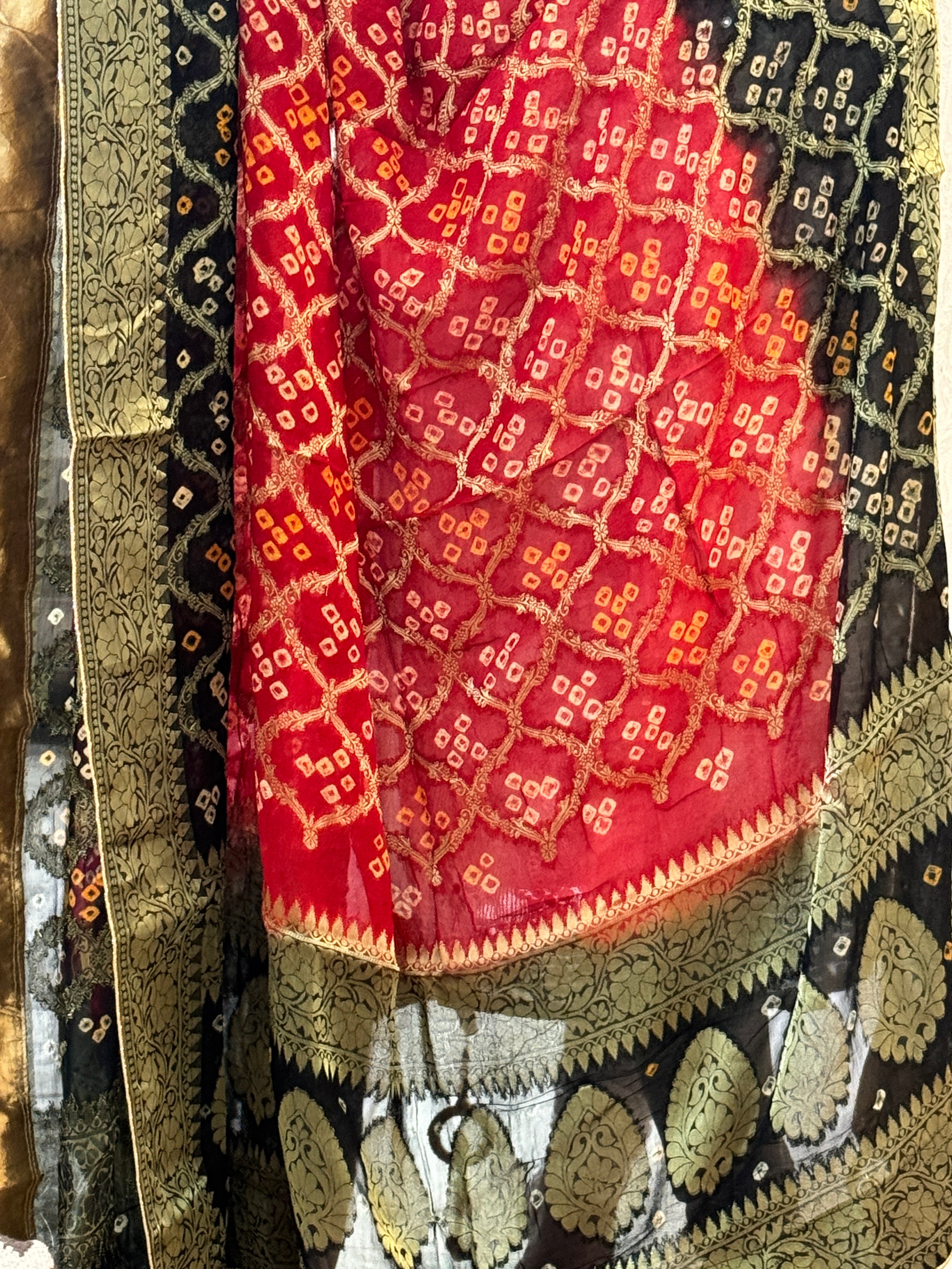 Georgette Gharchola dupatta - red black