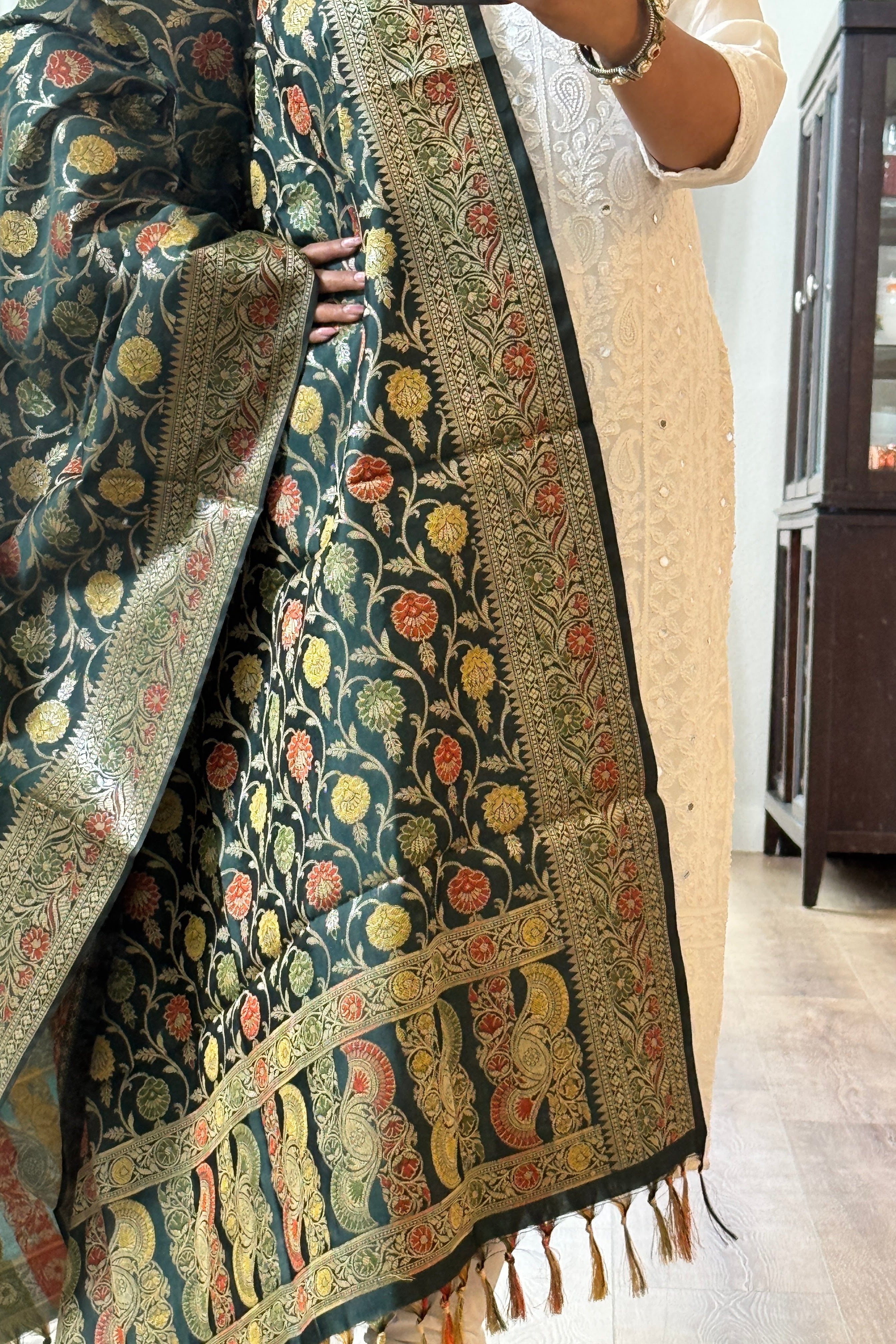 Banarasi Jama Work dupatta - green