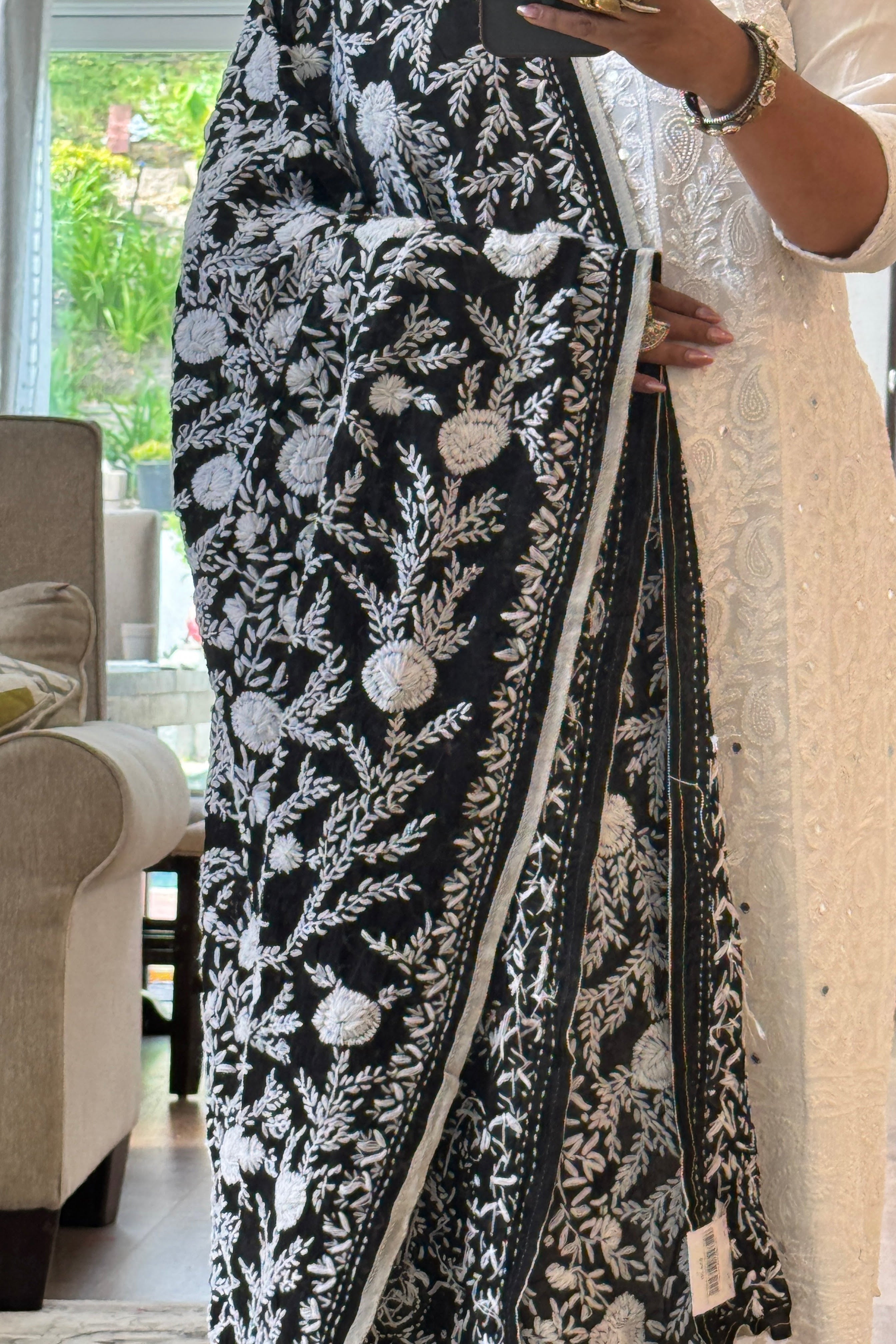 Georgette Fulkari Heavy dupatta - white