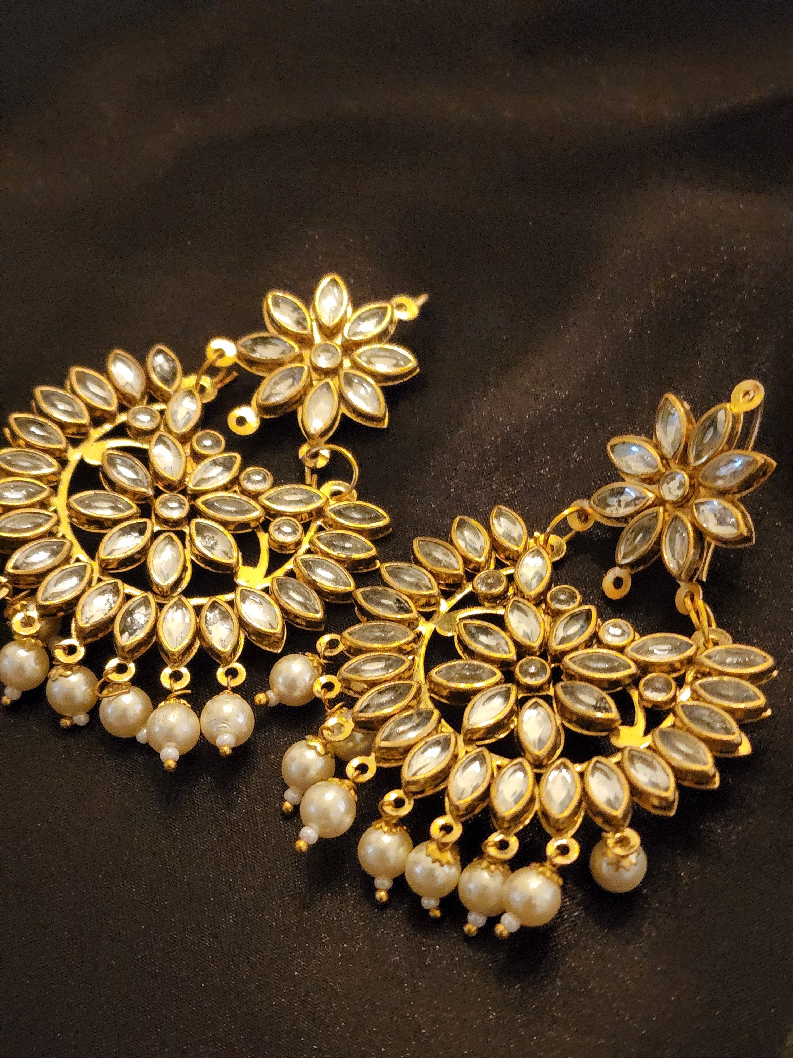 Glod kundan earrings