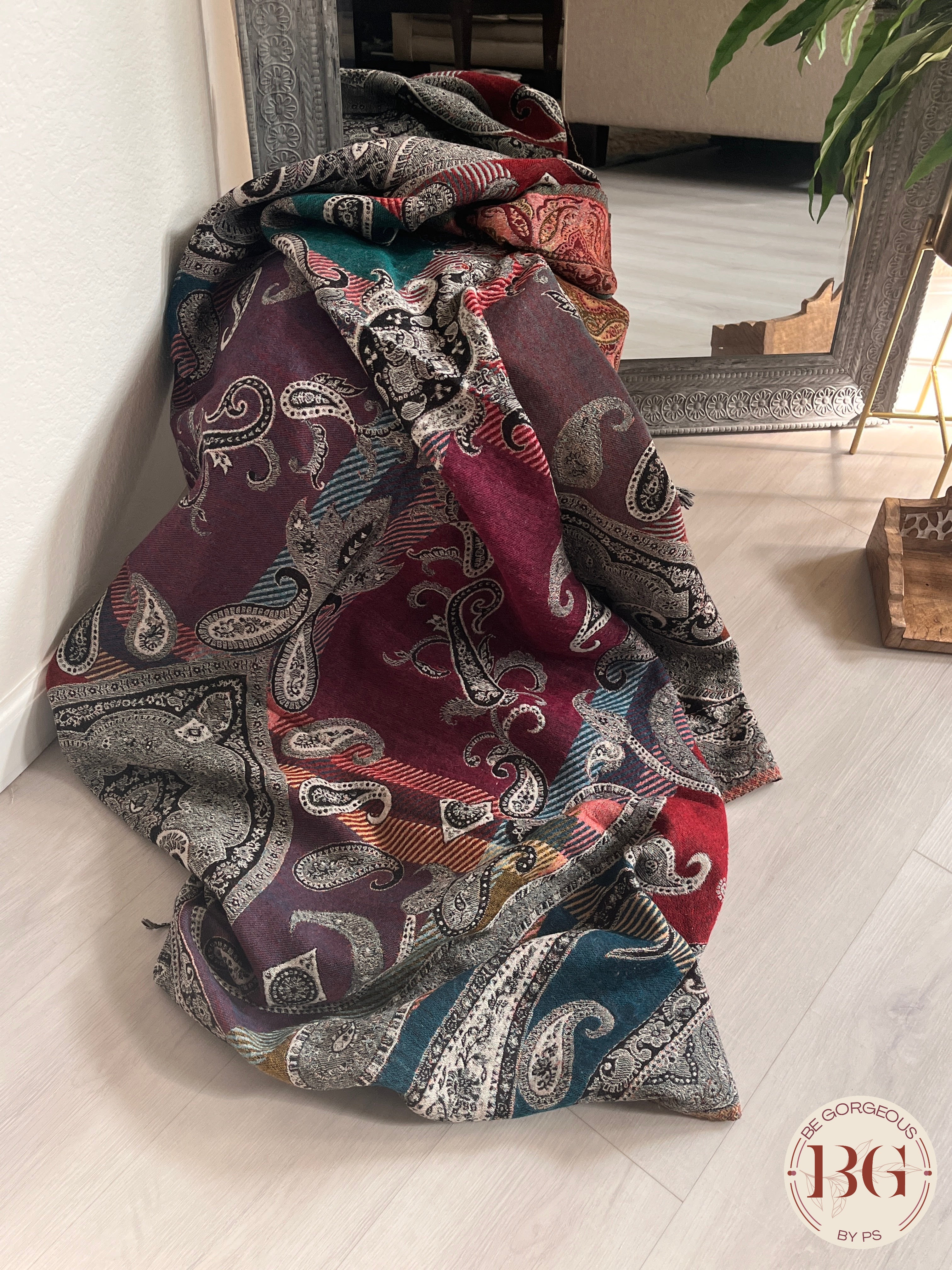 Kashmiri Throw on pure wool jamawar work