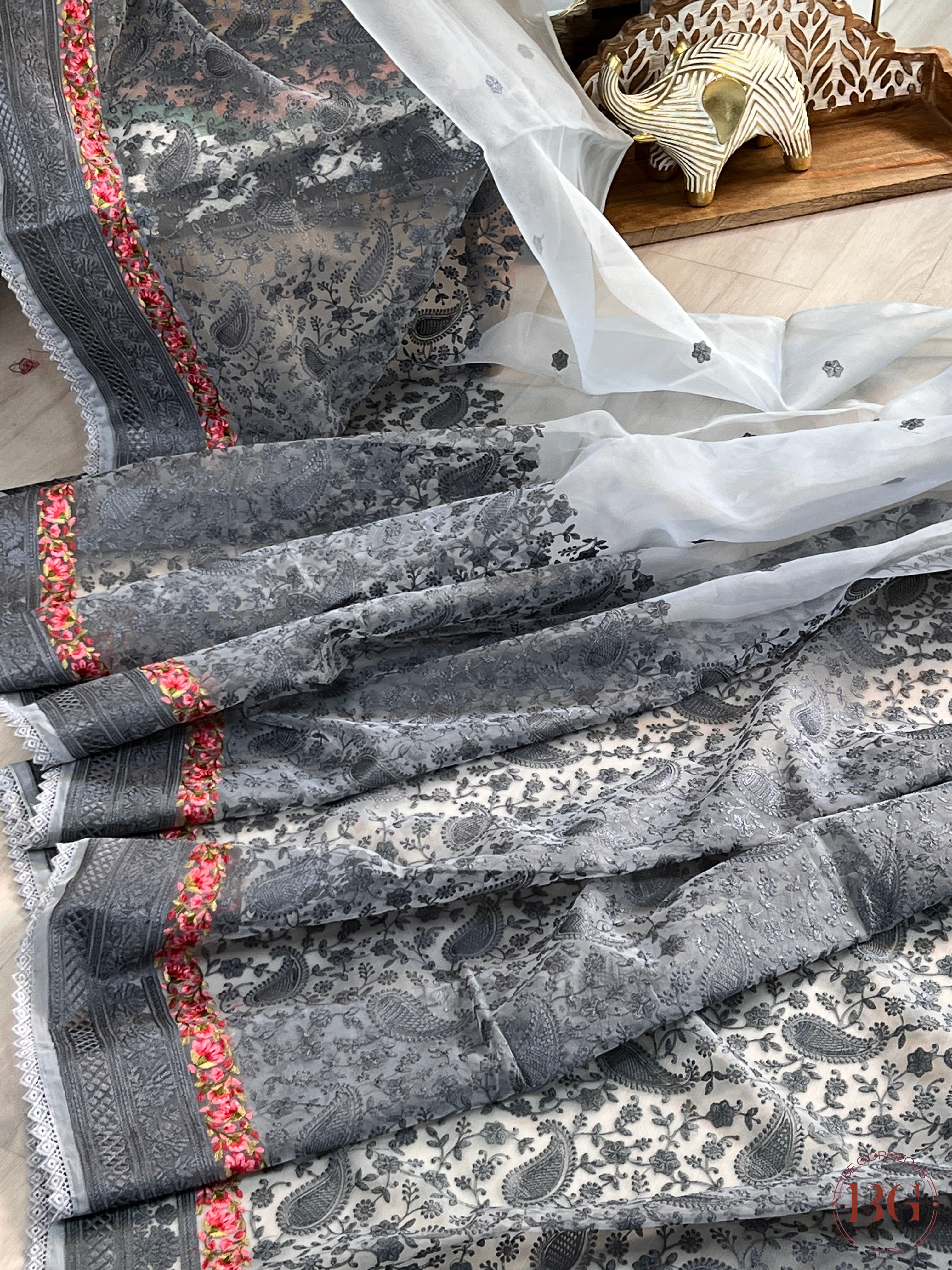 Organza with threadwork saree color - grey